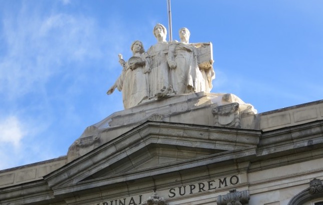 El Supremo confirma la condena a un joven por elogiar a ETA y justificar atentados contra policías en Facebook