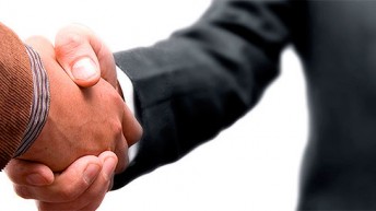 Inauguración del área de distribución comercial en el Colegio de Abogados de Madrid